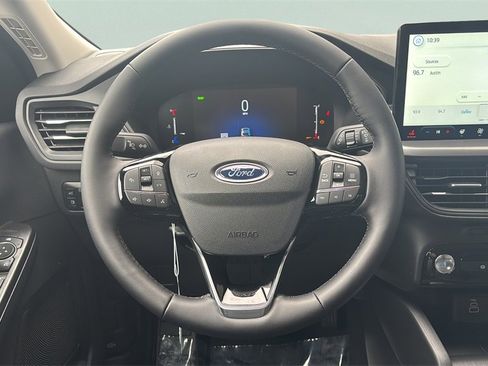 New 2026 Ford Escape SE image 13