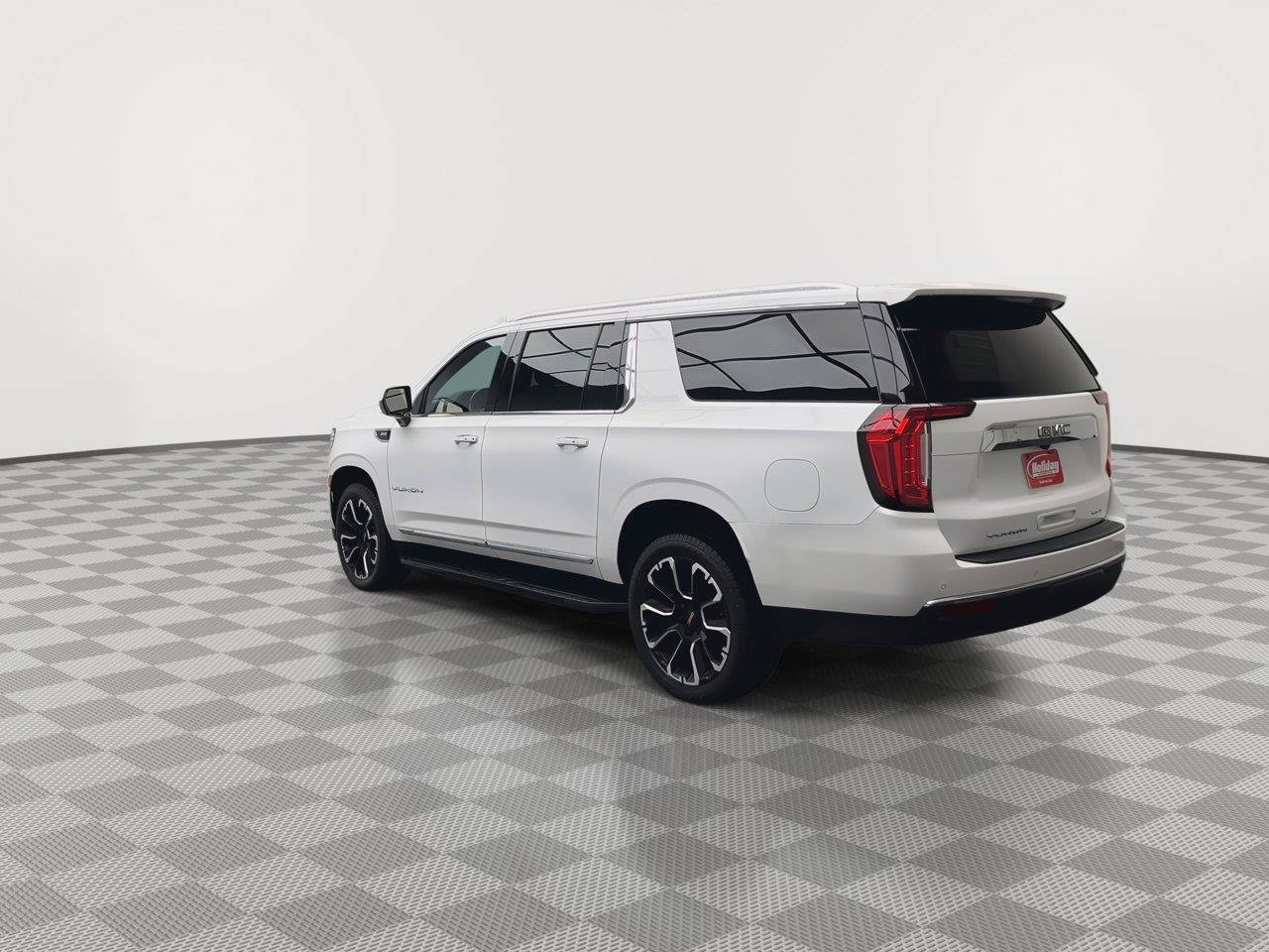 Certified 2022 GMC Yukon XL SLT AWD/4WD image 45
