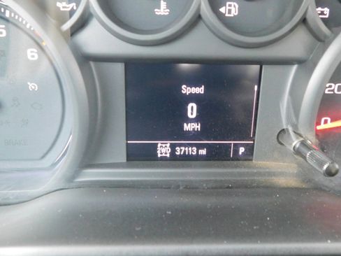 Used 2023 Chevrolet Silverado 2500 W/T w/ WT Fleet Convenience Package image 12