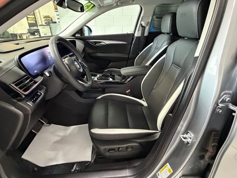 Used 2025 Buick Envision Sport Touring image 11