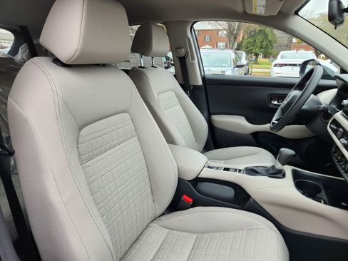 New 2026 Honda HR-V LX image 11