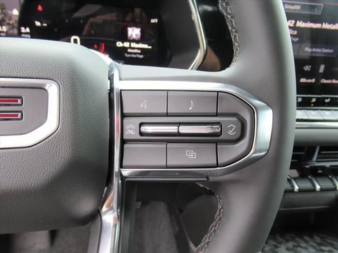 New 2026 GMC Canyon Elevation w/ Convenience Package image 19