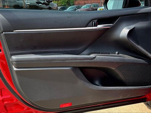 Used 2024 Toyota Camry SE image 21