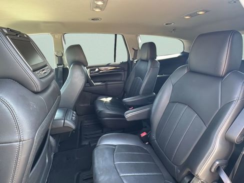 Used 2017 Buick Enclave Leather image 16