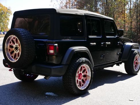 Used 2022 Jeep Wrangler Unlimited Sport image 19