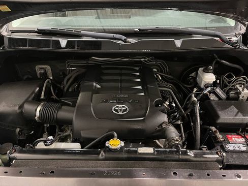 Used 2012 Toyota Tundra 4x4 Double Cab w/ Tow Pkg image 38