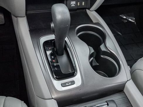 Used 2017 Honda Pilot EX-L image 22