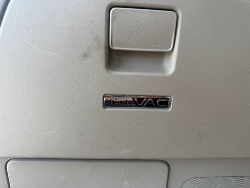 Used 2016 Honda Odyssey SE image 30