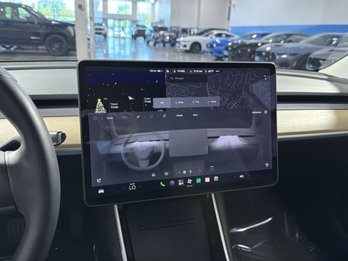 Used 2020 Tesla Model 3 Long Range AWD/4WD image 25