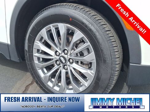 Used 2024 Cadillac XT4 Premium Luxury image 22