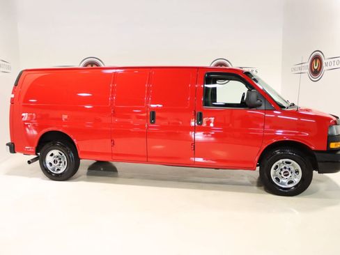 Used 2023 GMC Savana 3500 Extended w/ Driver Convenience Package RWD image 28
