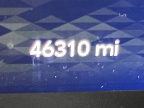 Used 2024 Jeep Wrangler Unlimited Sahara image 16