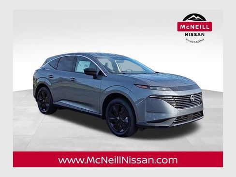 New 2025 Nissan Murano SV image 1