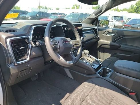 Used 2026 GMC Canyon Elevation AWD/4WD image 9