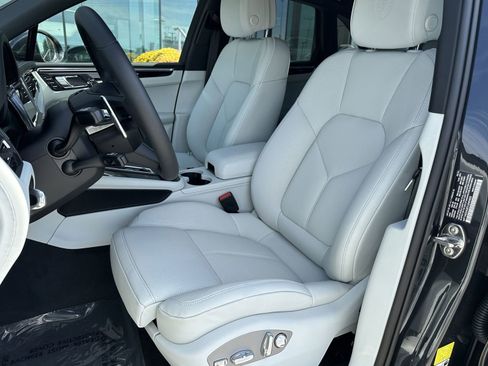 New 2026 Porsche Macan S AWD/4WD image 5