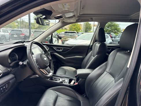 Used 2022 Subaru Forester Touring w/ Popular Package #2 AWD/4WD image 9