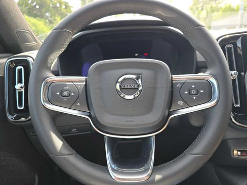 Certified 2023 Volvo C40 P8 Recharge Plus w/ Climate Package AWD/4WD image 25