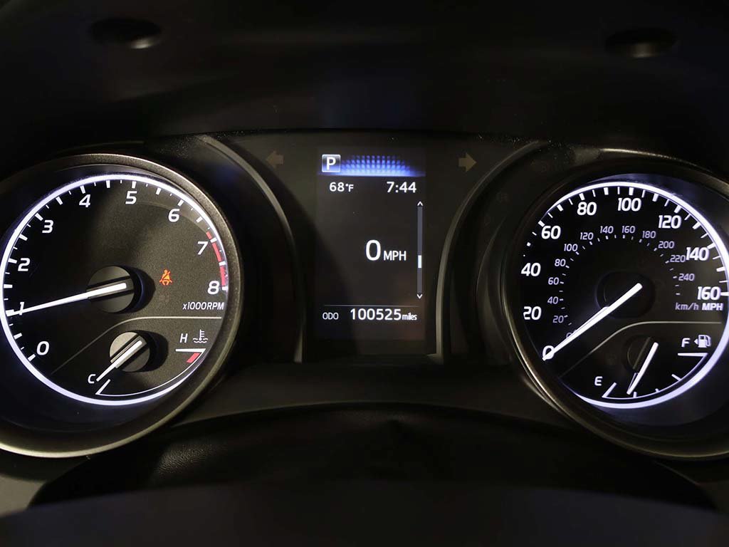 Used 2022 Toyota Camry SE FWD image 34