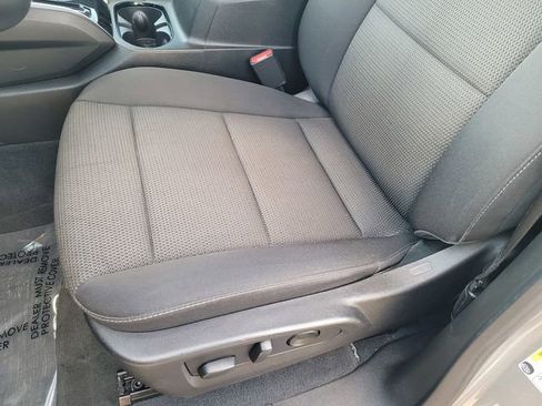 Used 2023 Chevrolet Colorado LT w/ LT Convenience Package II image 11