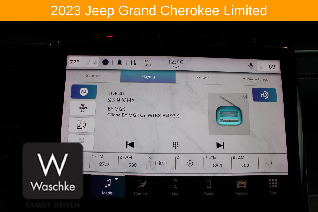 Used 2023 Jeep Grand Cherokee Limited w/ Trailer Tow Prep Group (B) AWD/4WD image 47