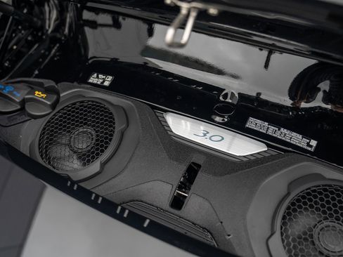 Used 2025 Porsche 911 Carrera image 28