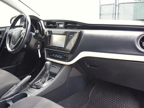 Used 2018 Toyota Corolla iM w/ All-Weather Mat Package FWD image 11