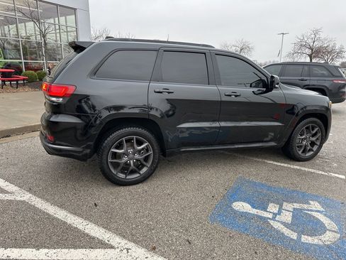 Used 2020 Jeep Grand Cherokee Limited X image 32