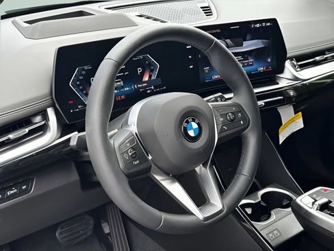 New 2026 BMW X1 xDrive28i w/ Technology Package AWD/4WD image 13