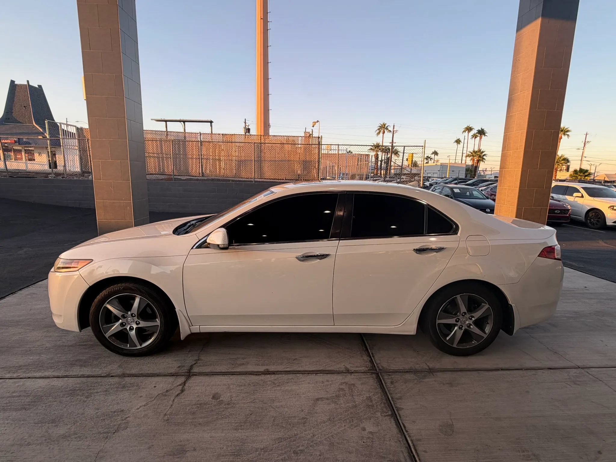 Used 2010 Acura TSX Sedan FWD image 4