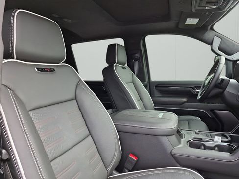 Used 2026 GMC Sierra 2500 AT4X w/ LPO, Black Badging Package image 15