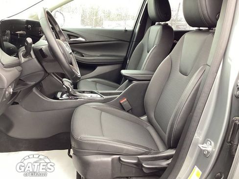 Used 2025 Buick Encore GX Preferred AWD/4WD image 14