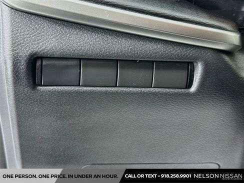 Used 2025 Nissan Kicks S AWD/4WD image 10