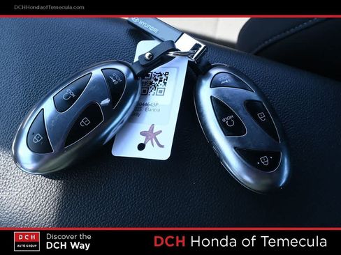 Used 2025 Hyundai Elantra Sport FWD image 15
