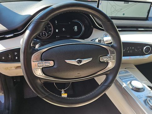Used 2022 Genesis GV70 2.5T w/ Advanced Package AWD/4WD image 7