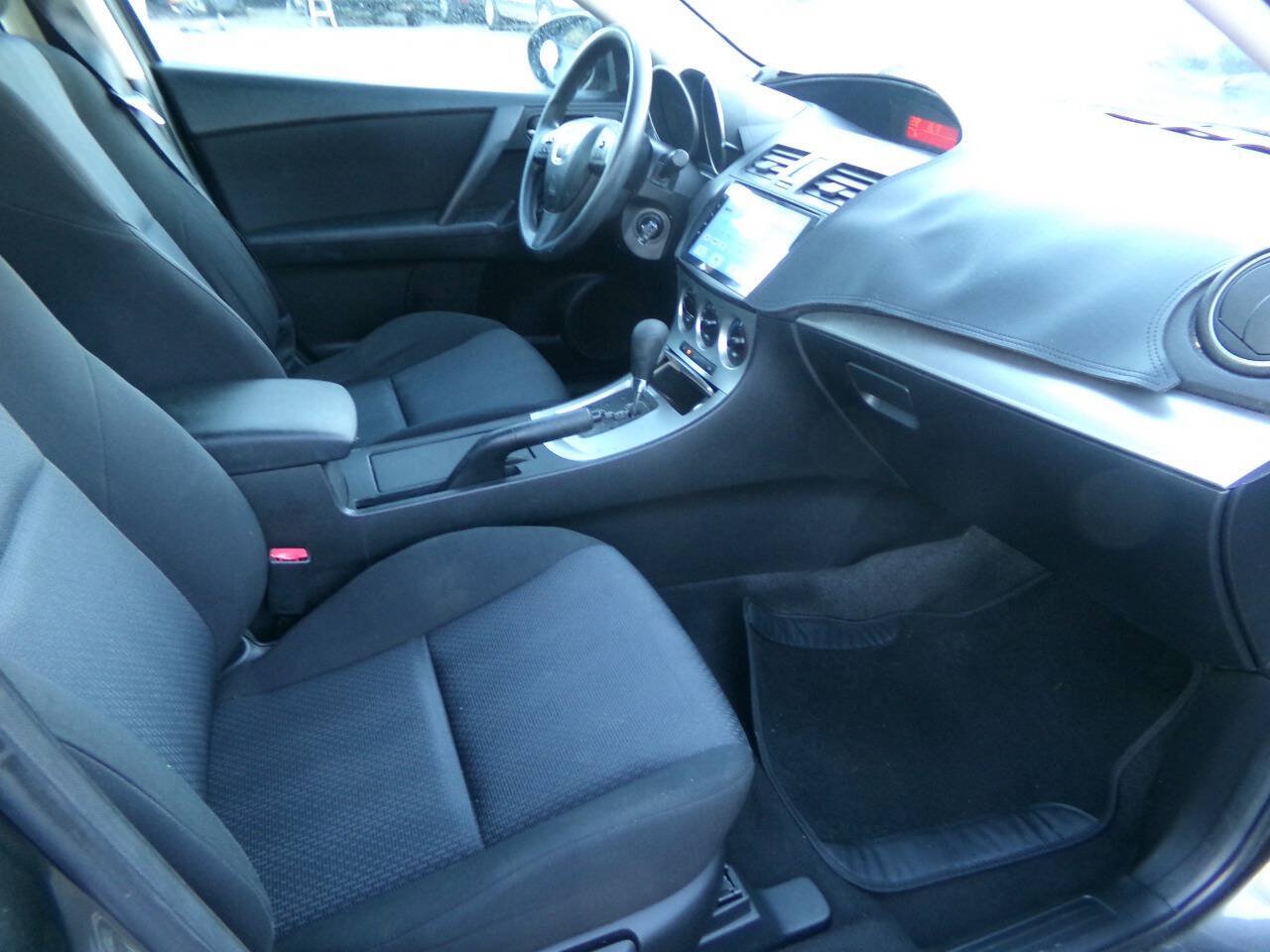 Used 2010 MAZDA MAZDA3 i Touring FWD image 7