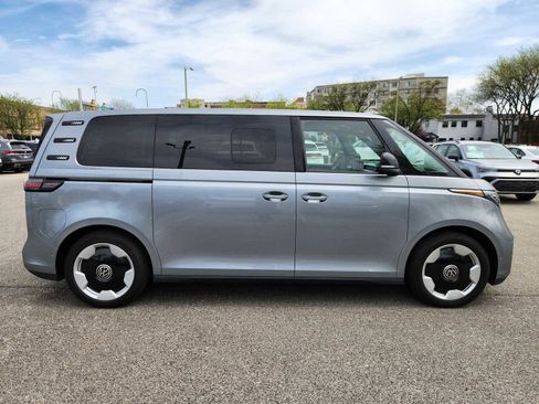 New 2025 Volkswagen ID. Buzz Pro S image 6
