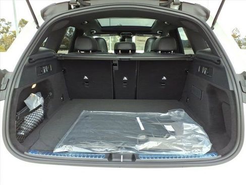 New 2026 Mercedes-Benz GLC 300 GLC 300 image 23