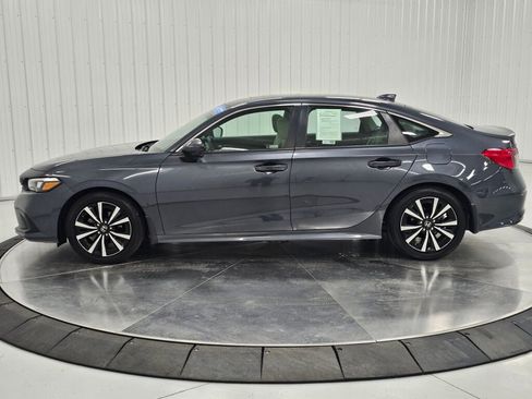 Certified 2022 Honda Civic EX image 28