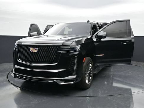 Used 2023 Cadillac Escalade ESV V AWD/4WD image 44