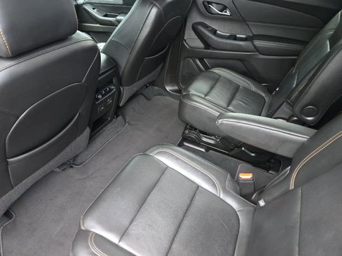 Used 2021 Chevrolet Traverse RS image 4