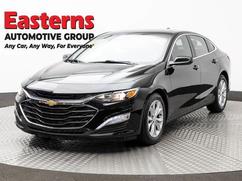 Used 2023 Chevrolet Malibu LT FWD image 1