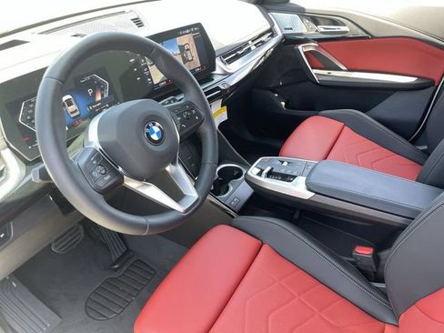 New 2025 BMW X1 xDrive28i w/ Technology Package image 18