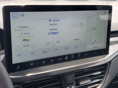 Used 2023 Ford Escape ST-Line w/ Equipment Group 301A FWD image 19