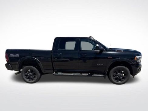 Used 2020 RAM 2500 Laramie w/ Night Edition AWD/4WD image 4