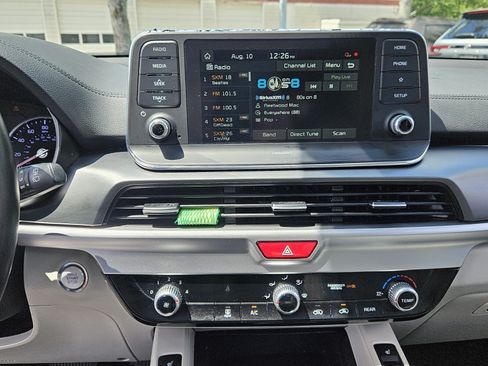 Used 2021 Kia Telluride S FWD image 21