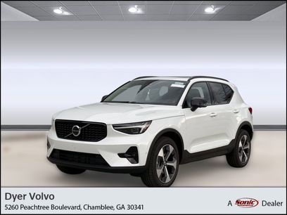 New 2026 Volvo XC40 B5 Plus w/ Protection Package Premier