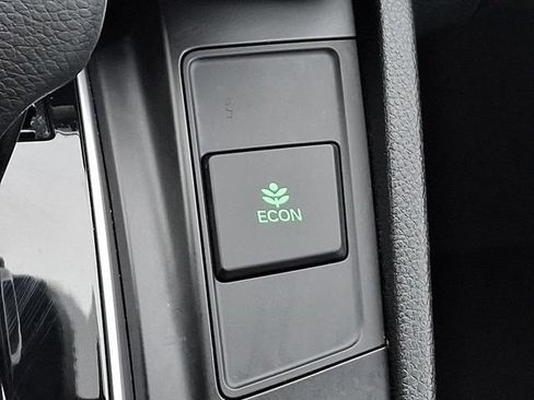 Used 2018 Honda CR-V EX image 28