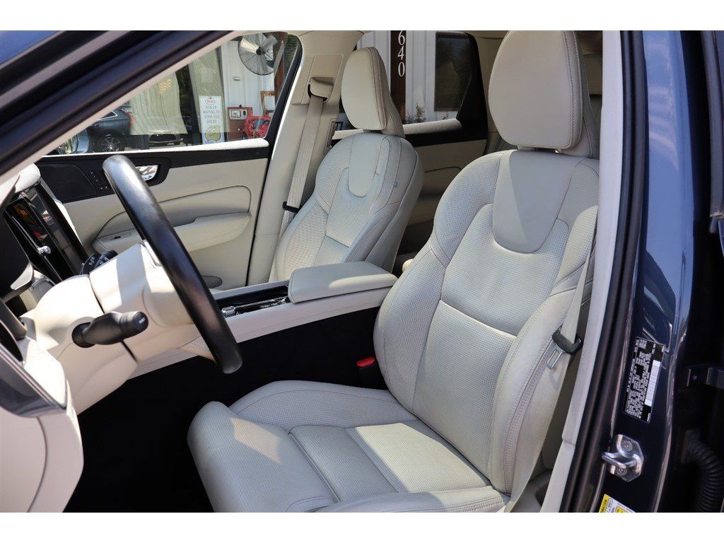 Used 2021 Volvo XC60 T5 Inscription w/ Protection Package Premier AWD/4WD image 14