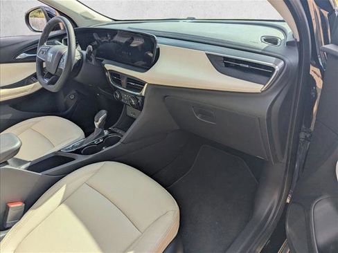 Used 2025 Buick Encore GX Sport Touring w/ Comfort Package image 11