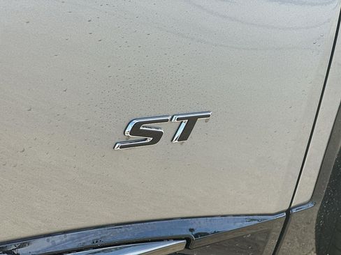 New 2026 Buick Envision Sport Touring AWD/4WD image 28
